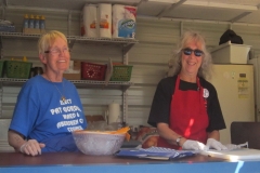 GH Commissioner Candidate Pat Gordon and Linda Orgel at the famous Demoburgers wagon!